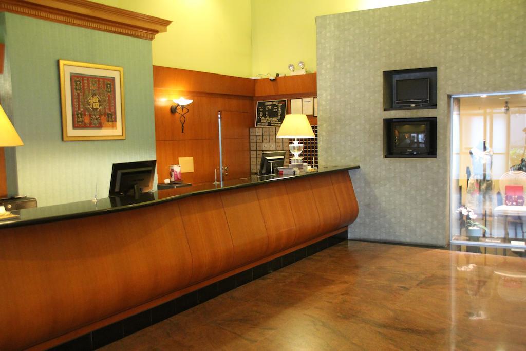 Strand Hotel Сингапур Экстерьер фото